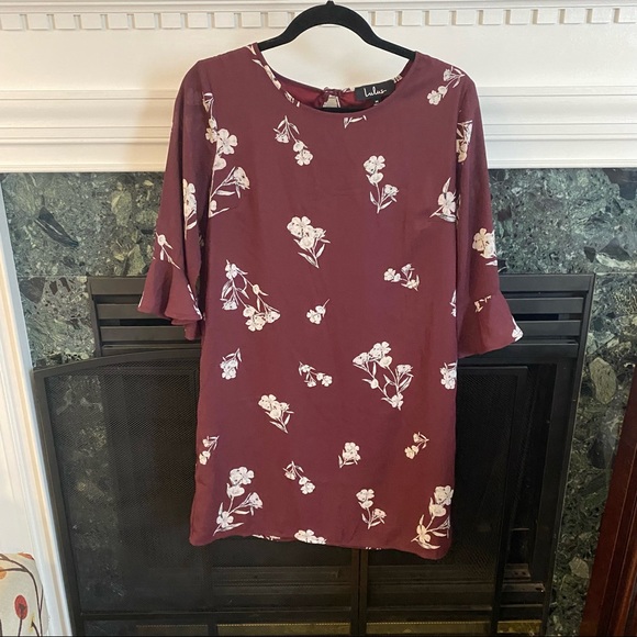 Lulus Dresses & Skirts - Lulus Burgundy Floral Bell Sleeve Dress